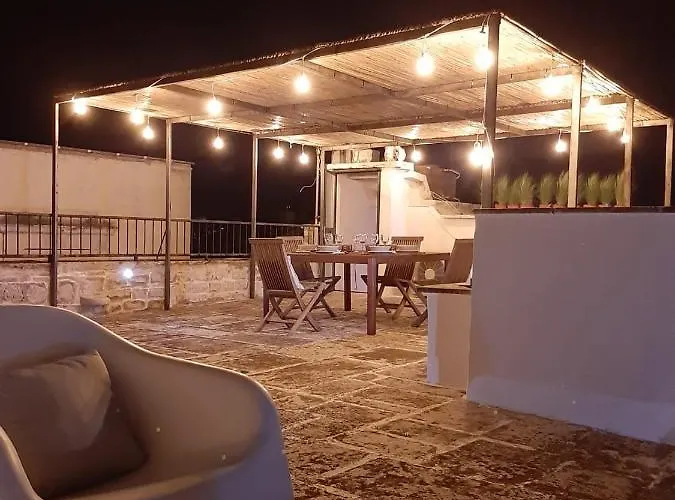 Casa Arco Bianco