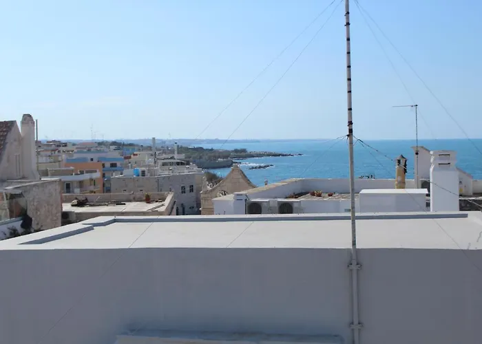 Casa Arco Bianco